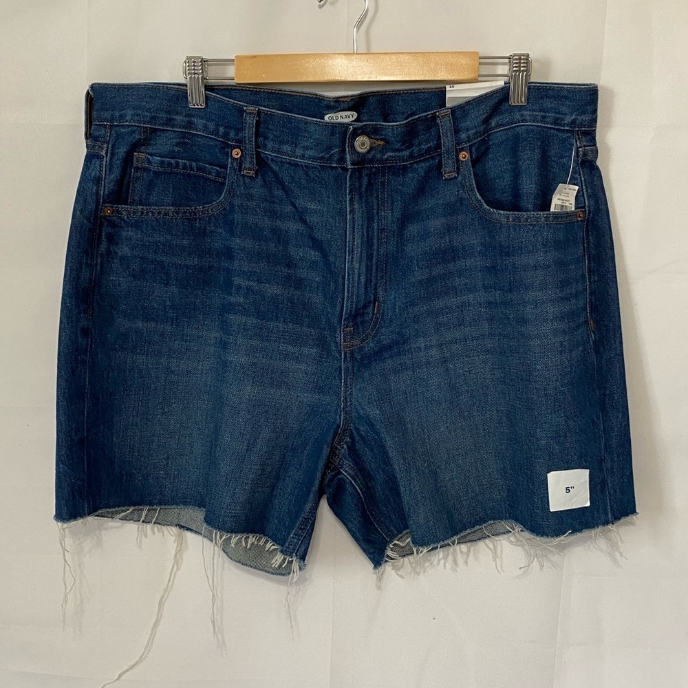 Old Navy High waisted raw hem denim shorts Size 16 NWT